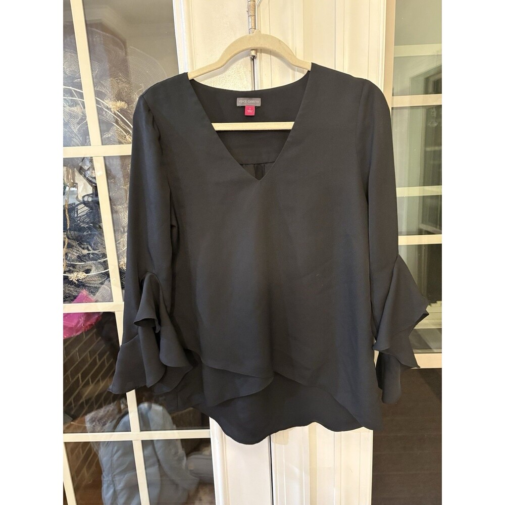 Vince Camuto Black Flutter Sleeve V-Neck Top-Small